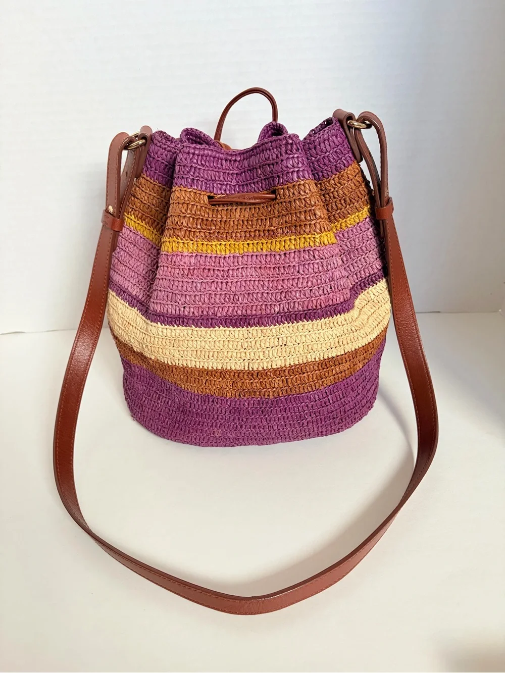 Sezane Farrow Bucket Bag Woven Shoulder Purse Raffia Leather Purple Violet Rare
